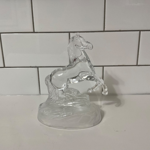 VTG Crystal Rearing Horse Figurine On Frosted Glass Base Cristal D' Arques - Picture 2 of 6